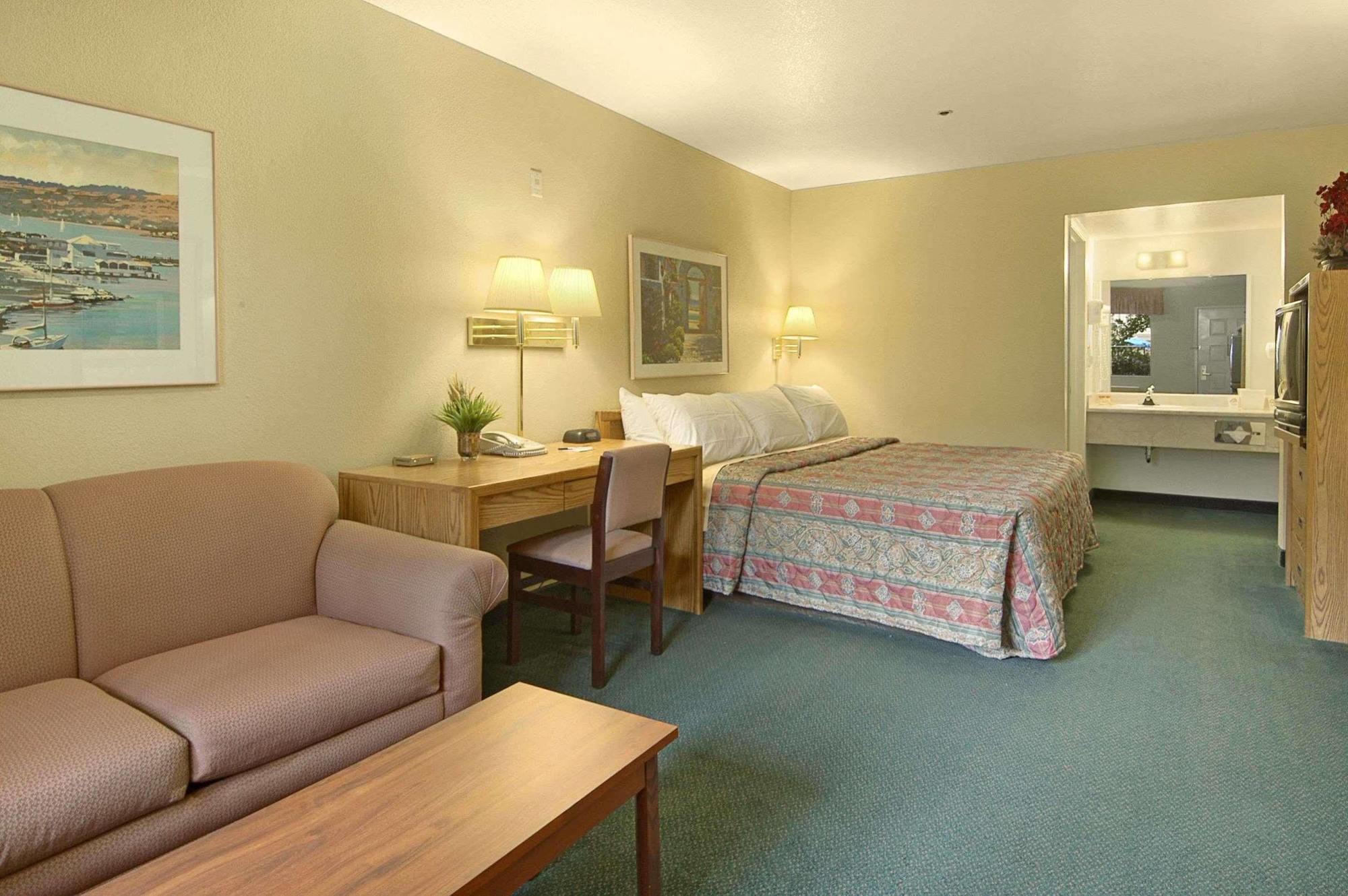 Days Inn By Wyndham San Jose Airport Milpitas Eksteriør billede